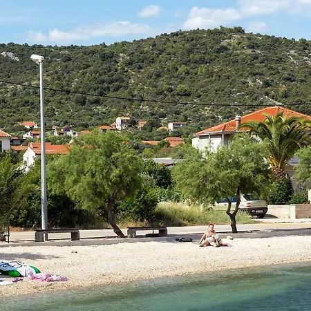 Appartamento 8660b Vinišće