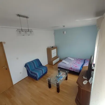 8660b Appartamento Vinišće